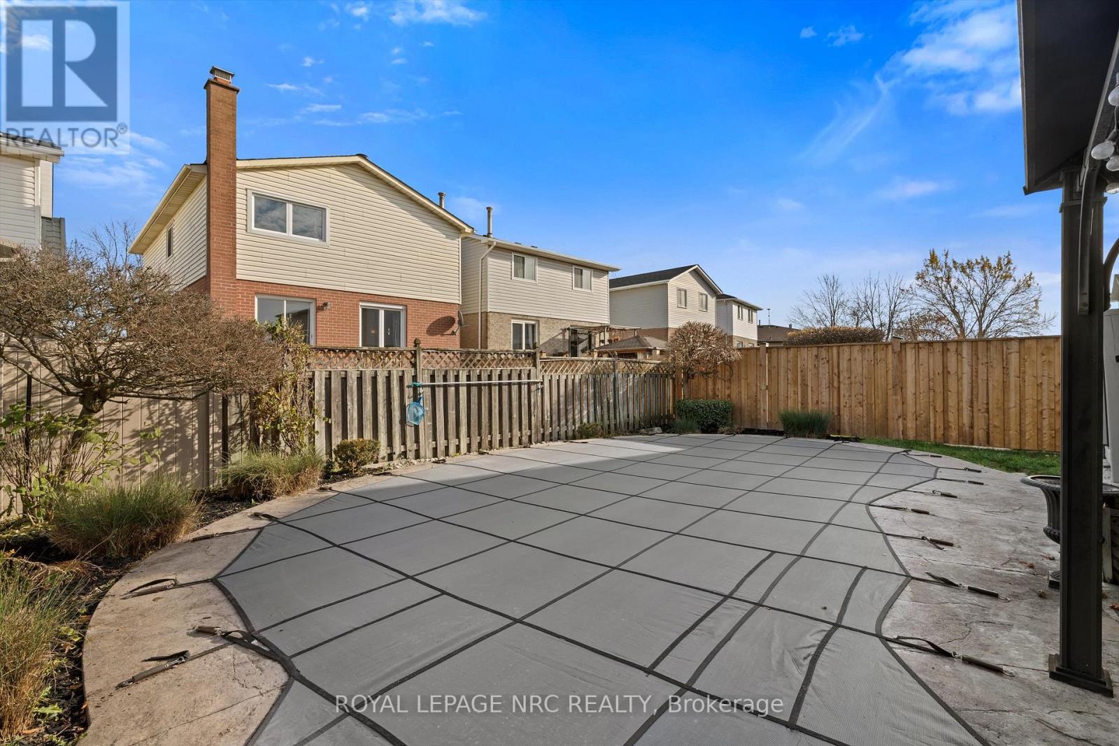 15 Commerford Street, Thorold, Ontario L2V 4P5 - Photo 38 - X12592902