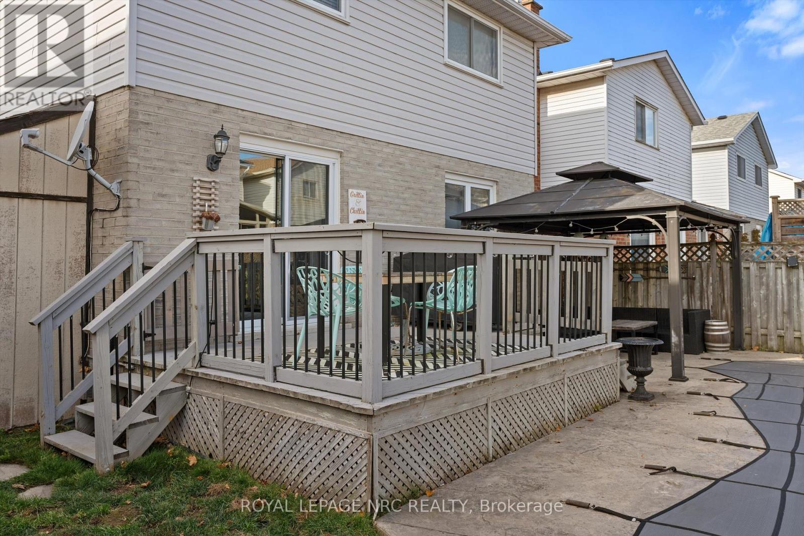 15 Commerford Street, Thorold, Ontario L2V 4P5 - Photo 39 - X12592902