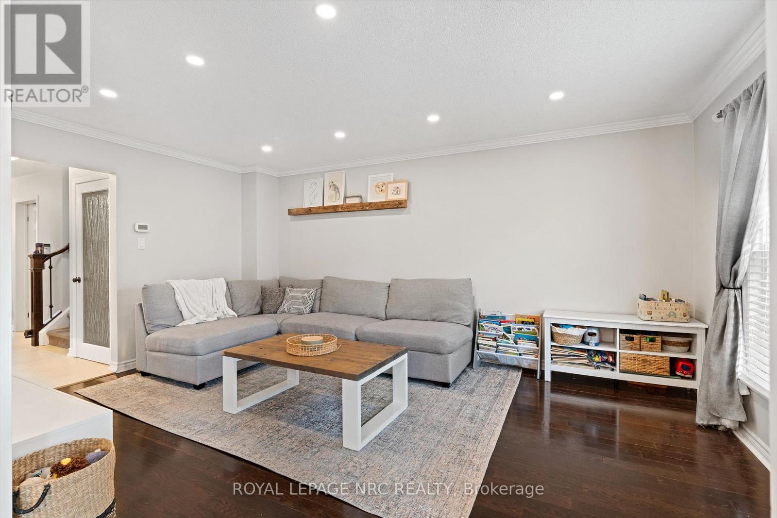 15 Commerford Street, Thorold, Ontario L2V 4P5 - Photo 9 - X12592902