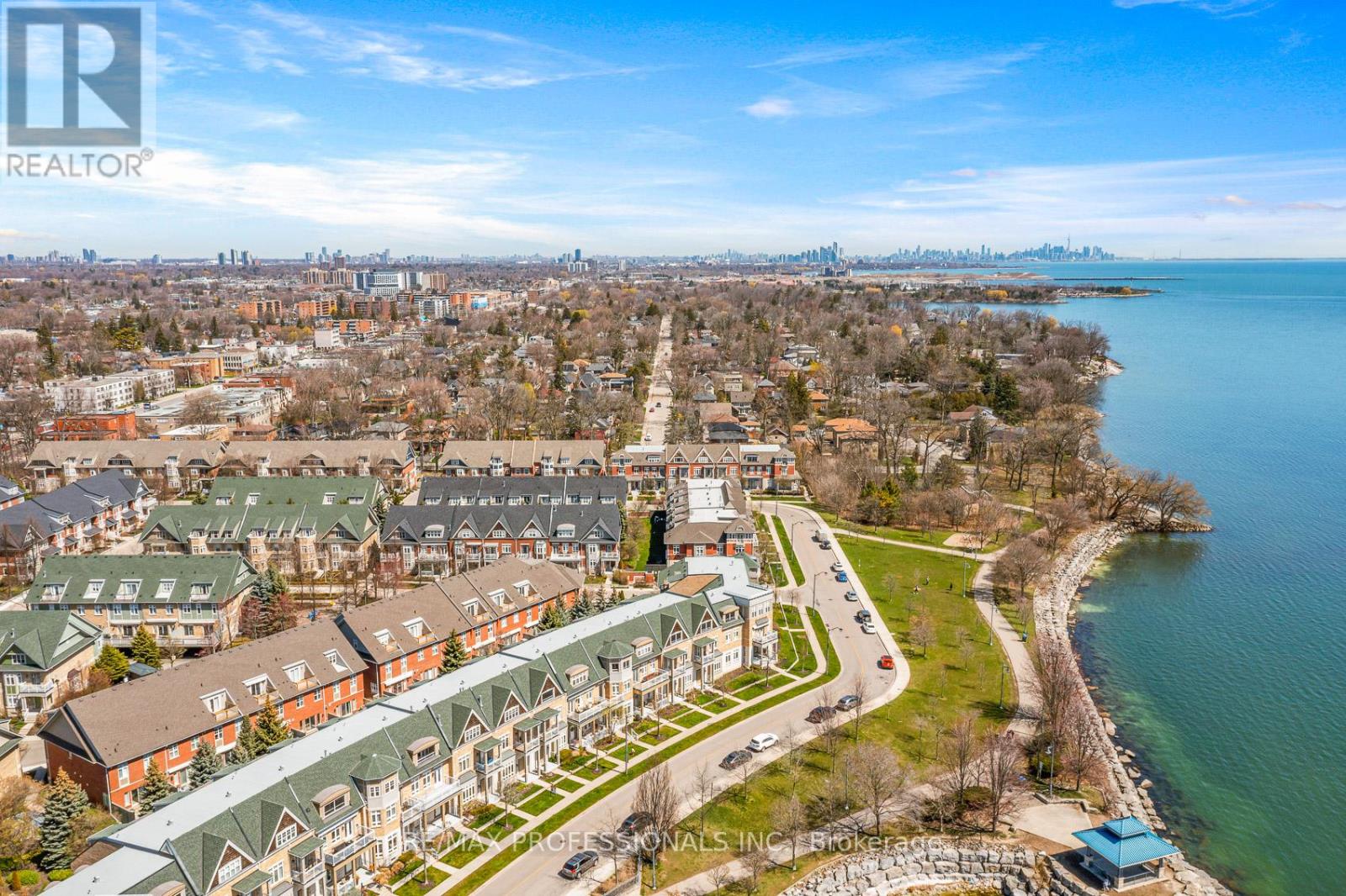 25 - 13 Compass Way, Mississauga, Ontario  L5G 4T8 - Photo 4 - W12592838