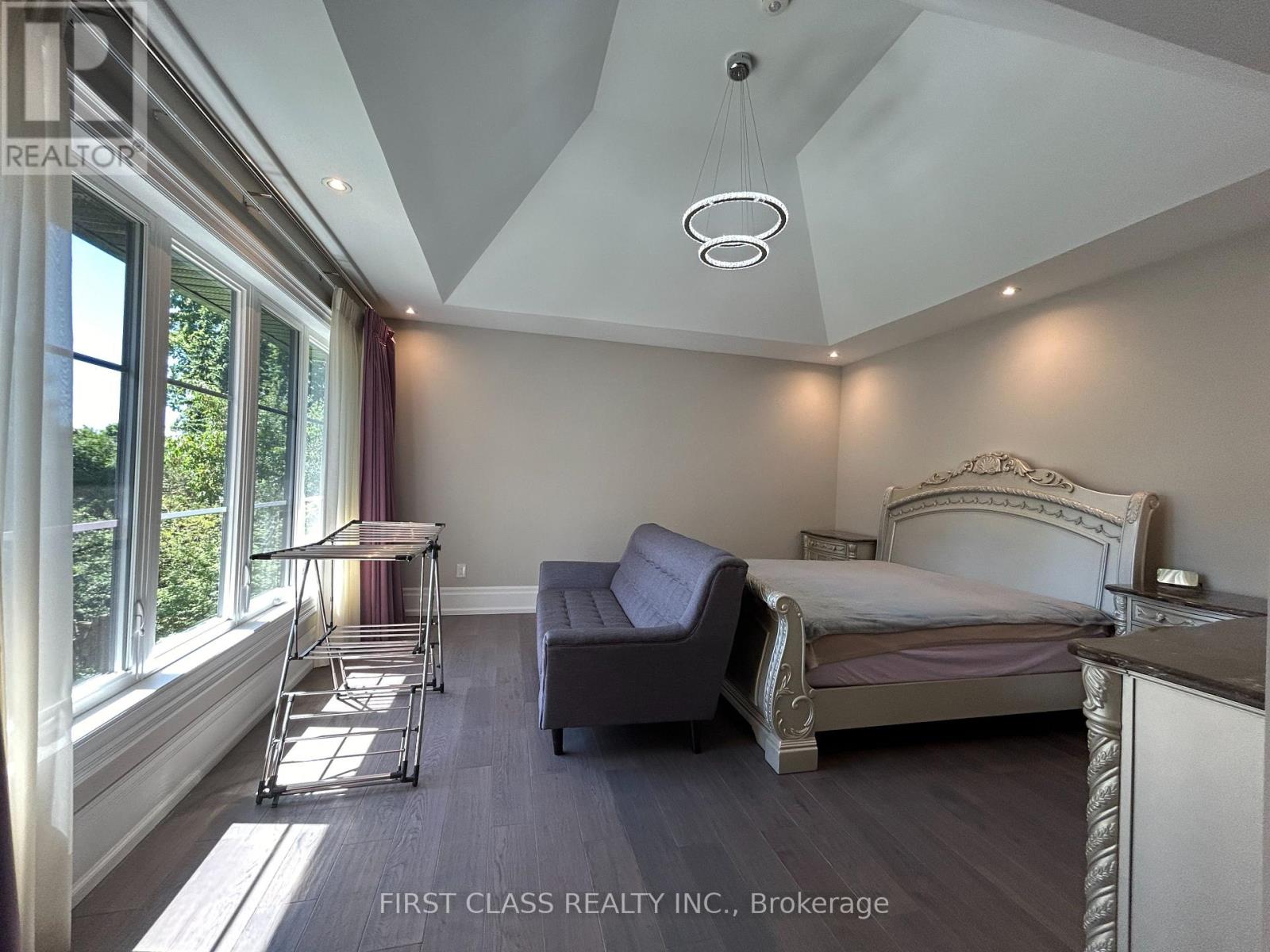 2194 Elmhurst Avenue, Oakville, Ontario  L6J 5G2 - Photo 21 - W12592842