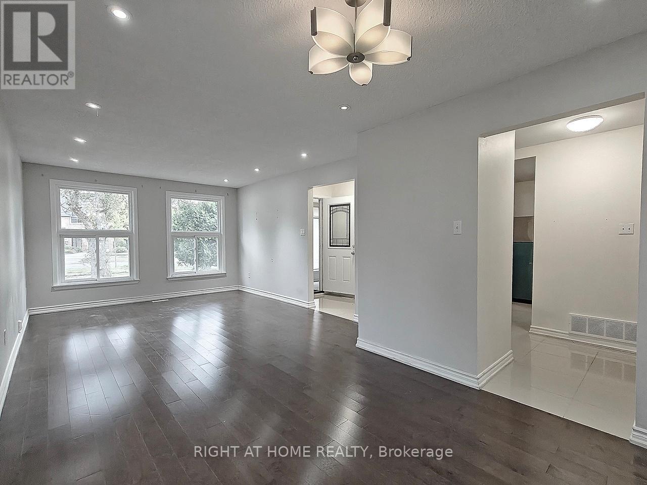 182 Mcnicoll Avenue, Toronto, Ontario  M2N 3K7 - Photo 2 - C12592856