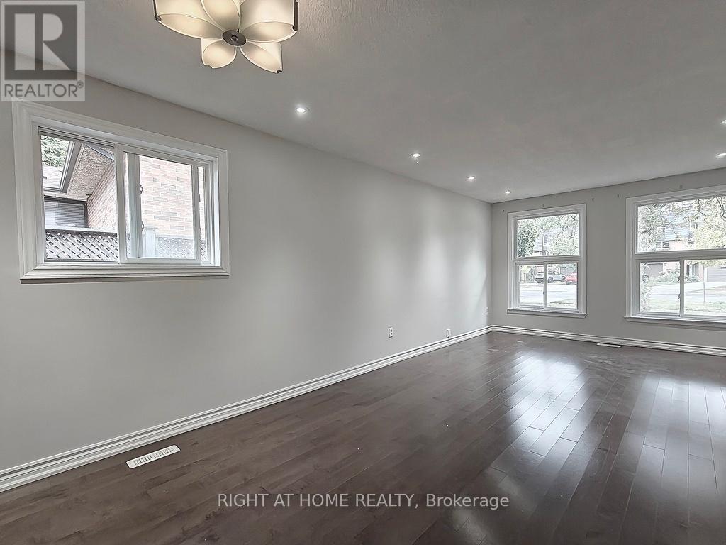 182 Mcnicoll Avenue, Toronto, Ontario  M2N 3K7 - Photo 3 - C12592856