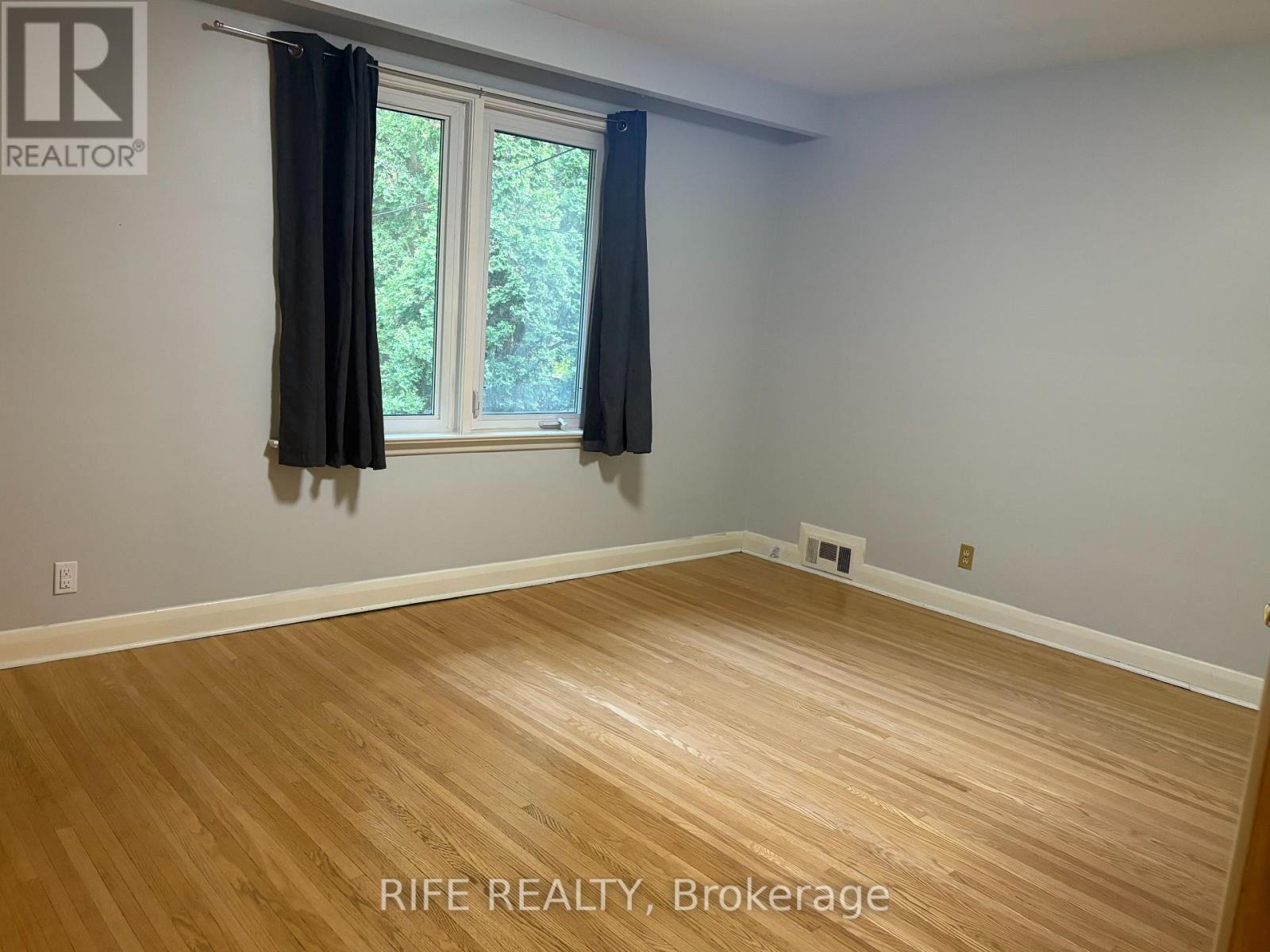 67 Munro Boulevard, Toronto, Ontario  M2P 1C3 - Photo 13 - C12592872