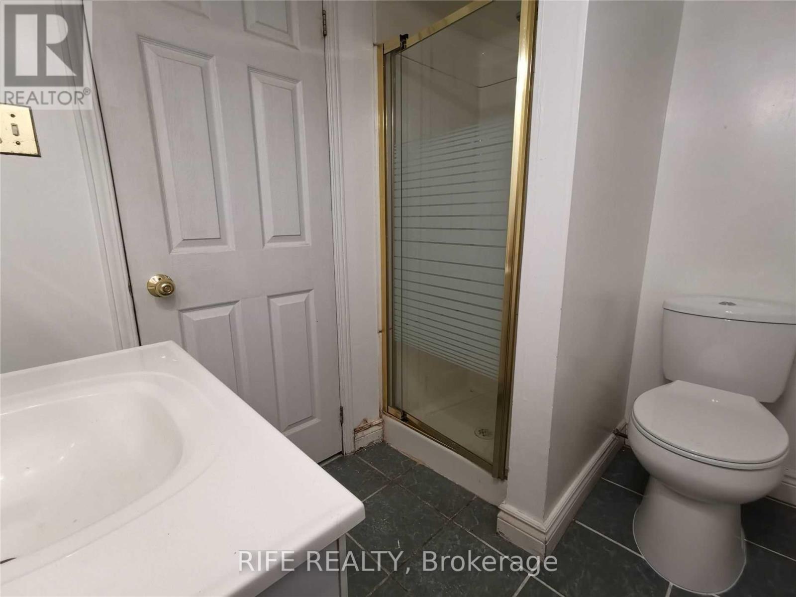 67 Munro Boulevard, Toronto, Ontario  M2P 1C3 - Photo 8 - C12592872