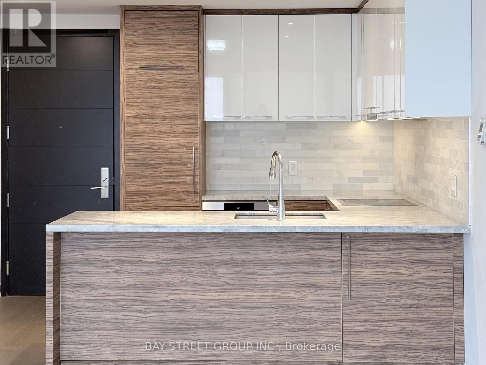 4712 - 488 University Avenue, Toronto, Ontario  M5G 0C1 - Photo 4 - C12592882