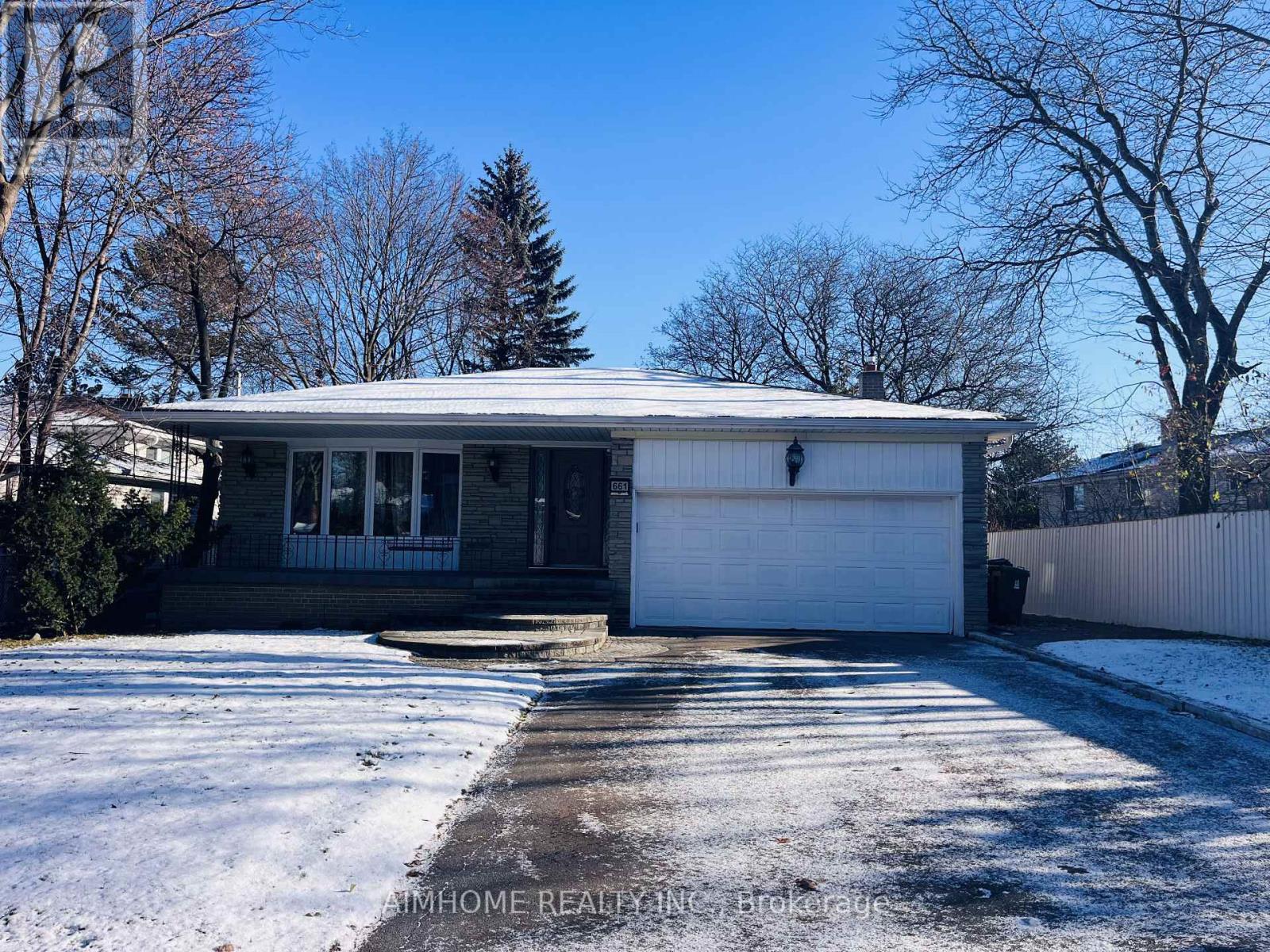 LOWER - 661 CONACHER DRIVE E, Toronto, Ontario