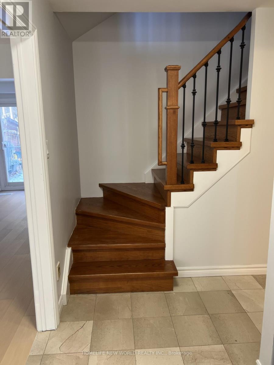 91 Campania Crescent, Toronto, Ontario  M1V 2E8 - Photo 15 - E12592870