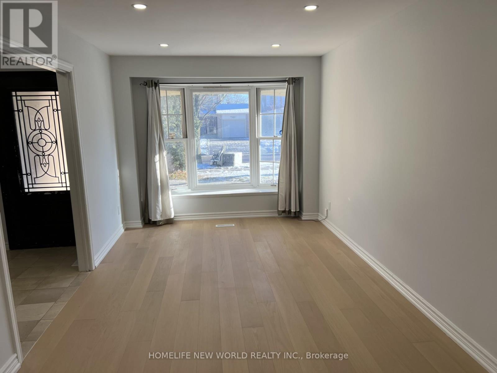 91 Campania Crescent, Toronto, Ontario  M1V 2E8 - Photo 16 - E12592870