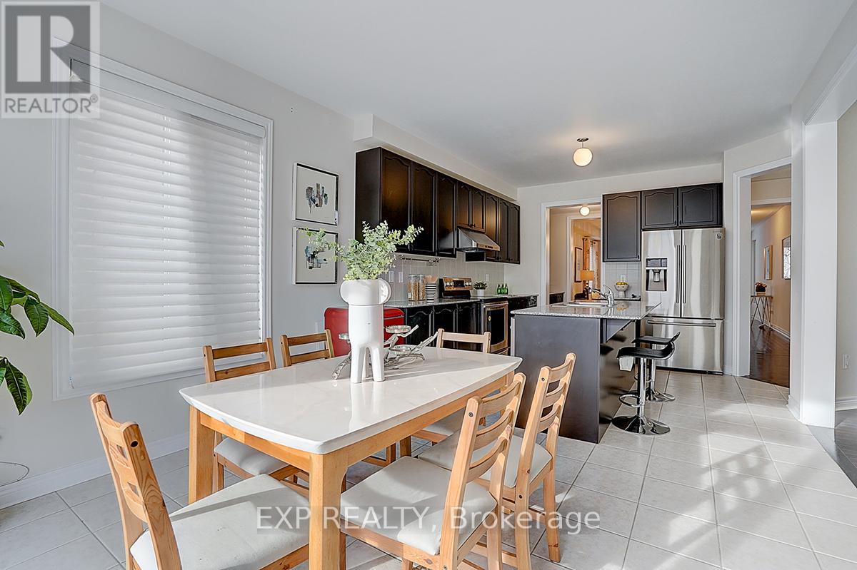 47 Foshan Avenue, Markham, Ontario  L6C 0B2 - Photo 12 - N12592858