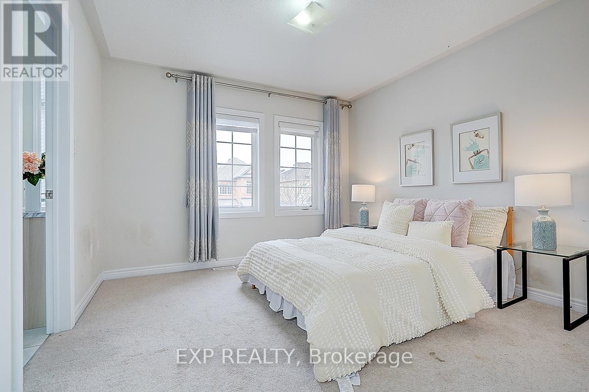 47 Foshan Avenue, Markham, Ontario  L6C 0B2 - Photo 38 - N12592858