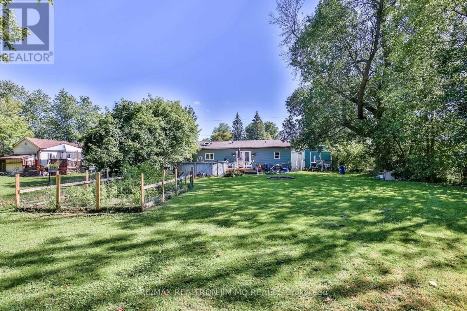 366 Irene Drive, Georgina, Ontario L4P 3B2 - Photo 21 - N12592896