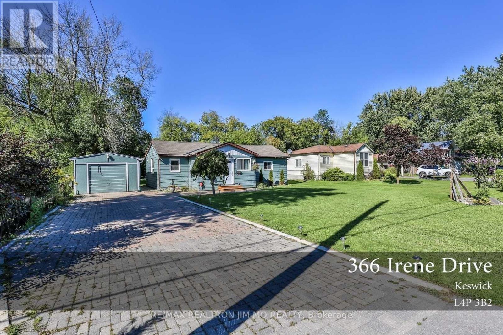 366 Irene Drive, Georgina, Ontario L4P 3B2 - Photo 4 - N12592896