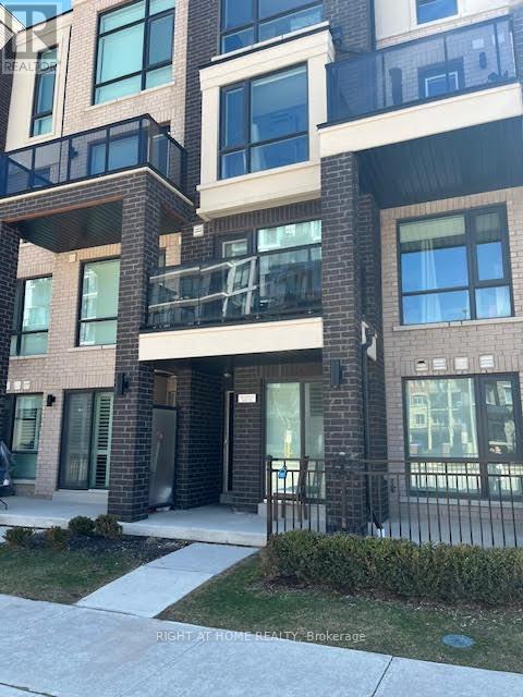 73 - 100 Dufay Road, Brampton, Ontario L7A 4A2 - Photo 2 - W12592908