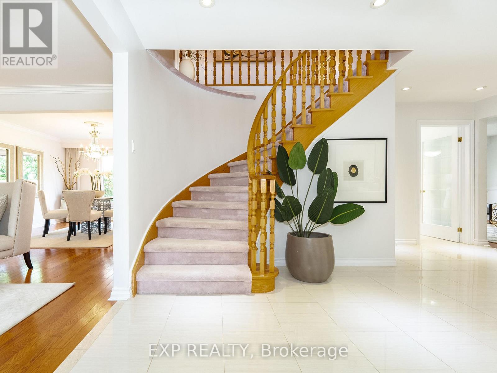 18 Whitman Street, Toronto, Ontario  M2M 3H8 - Photo 11 - C12592940