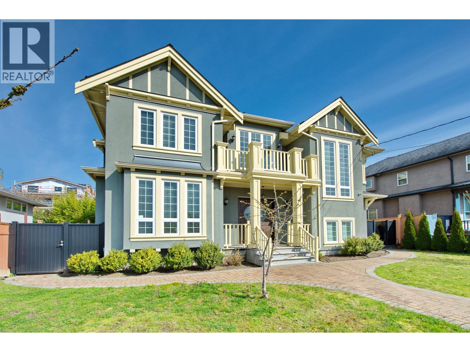 5399 Carson Street, Burnaby, British Columbia  V5J 2Z3 - Photo 2 - R3071186