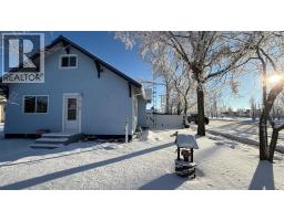 319 5 Avenue W Hanna