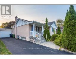 MAIN - MAIN 30 IVORDALE CRESCENT, Toronto, Ontario