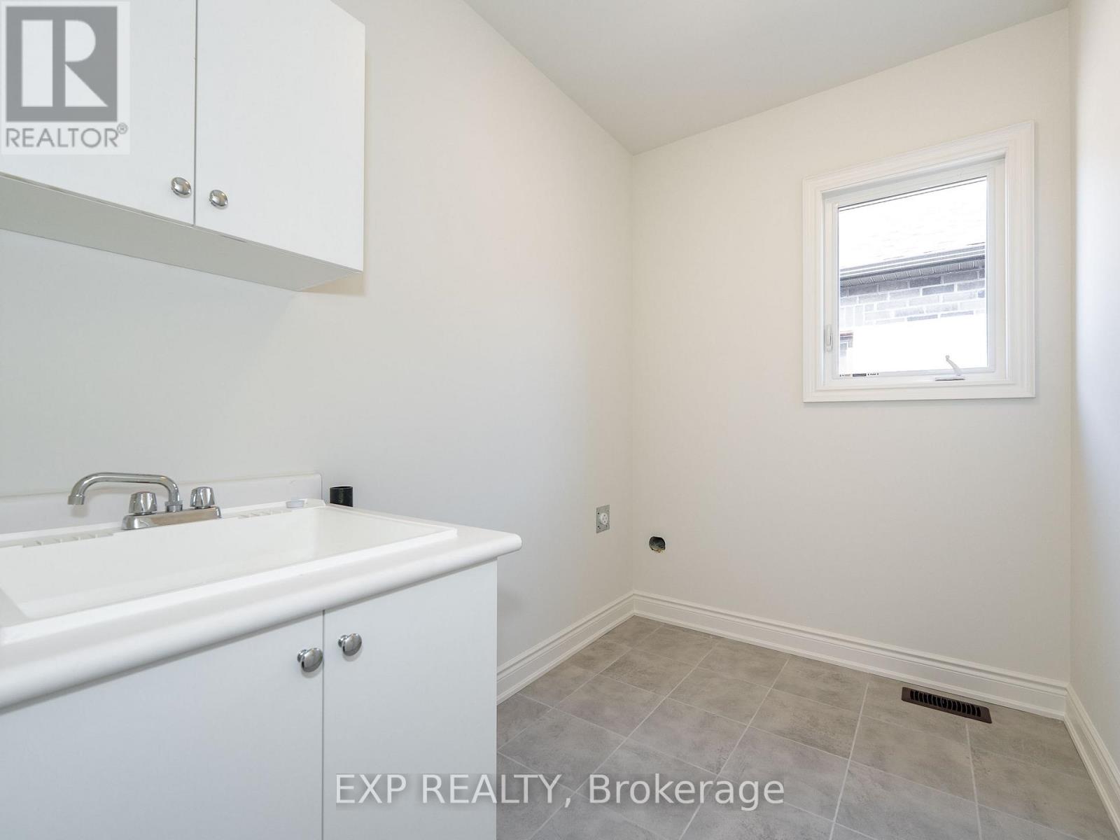 15 Monticola Avenue, Richmond Hill, Ontario  L4B 0J1 - Photo 33 - N12592926