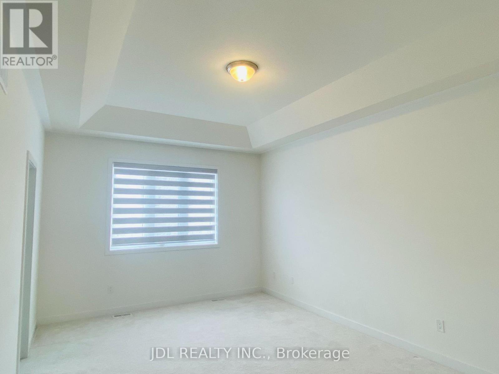 101 Hilts Drive, Richmond Hill, Ontario  L4H 0J2 - Photo 5 - N12592942