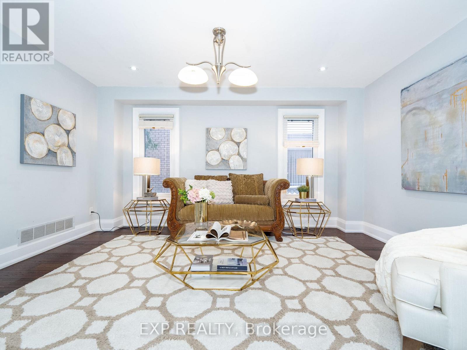 43 Piccadilly Road, Richmond Hill, Ontario  L4B 1S9 - Photo 18 - N12592944