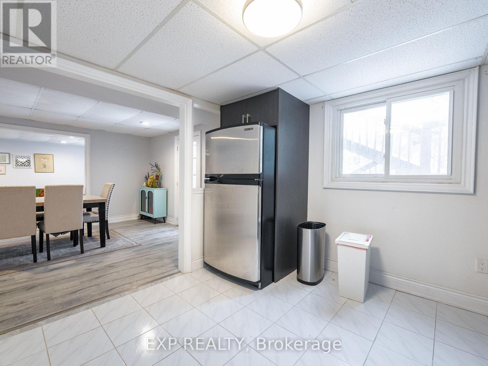 43 Piccadilly Road, Richmond Hill, Ontario  L4B 1S9 - Photo 43 - N12592944