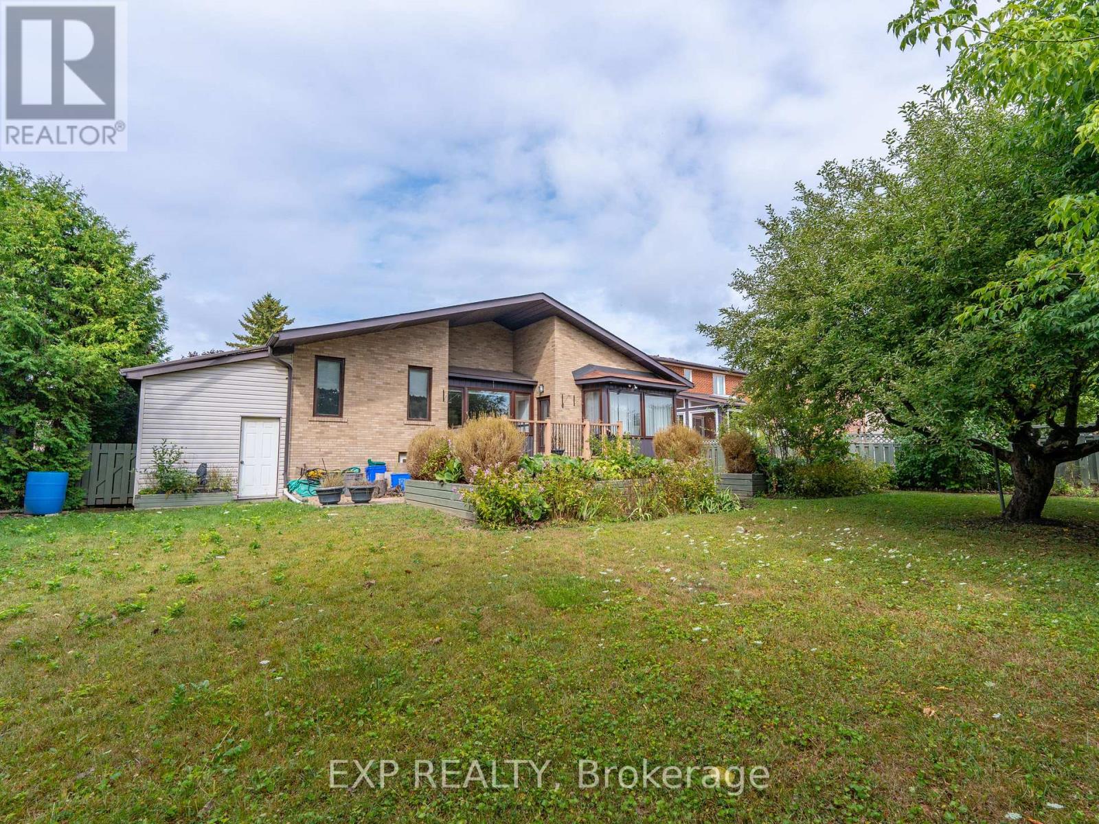 101 Leyburn Avenue, Richmond Hill, Ontario  L4C 0J6 - Photo 45 - N12592946