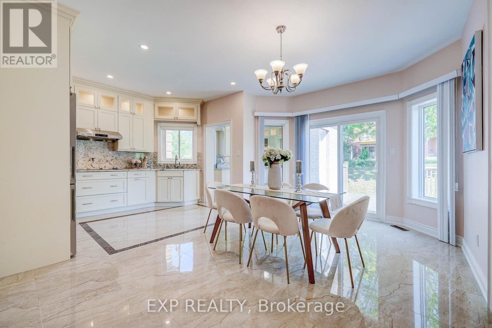 45 Henricks Crescent, Richmond Hill, Ontario  L4B 3W4 - Photo 17 - N12592950