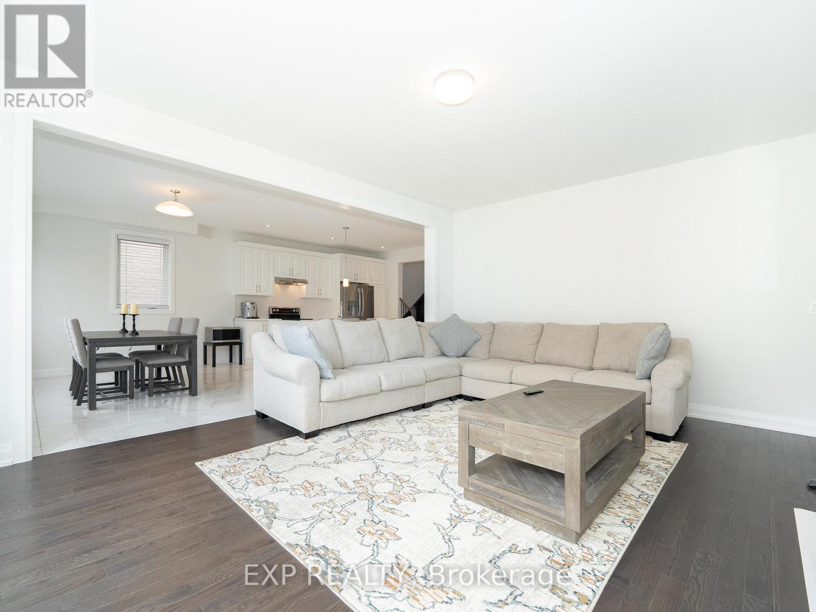 14 Longworth Avenue, Richmond Hill, Ontario  L4E 1J1 - Photo 18 - N12592952