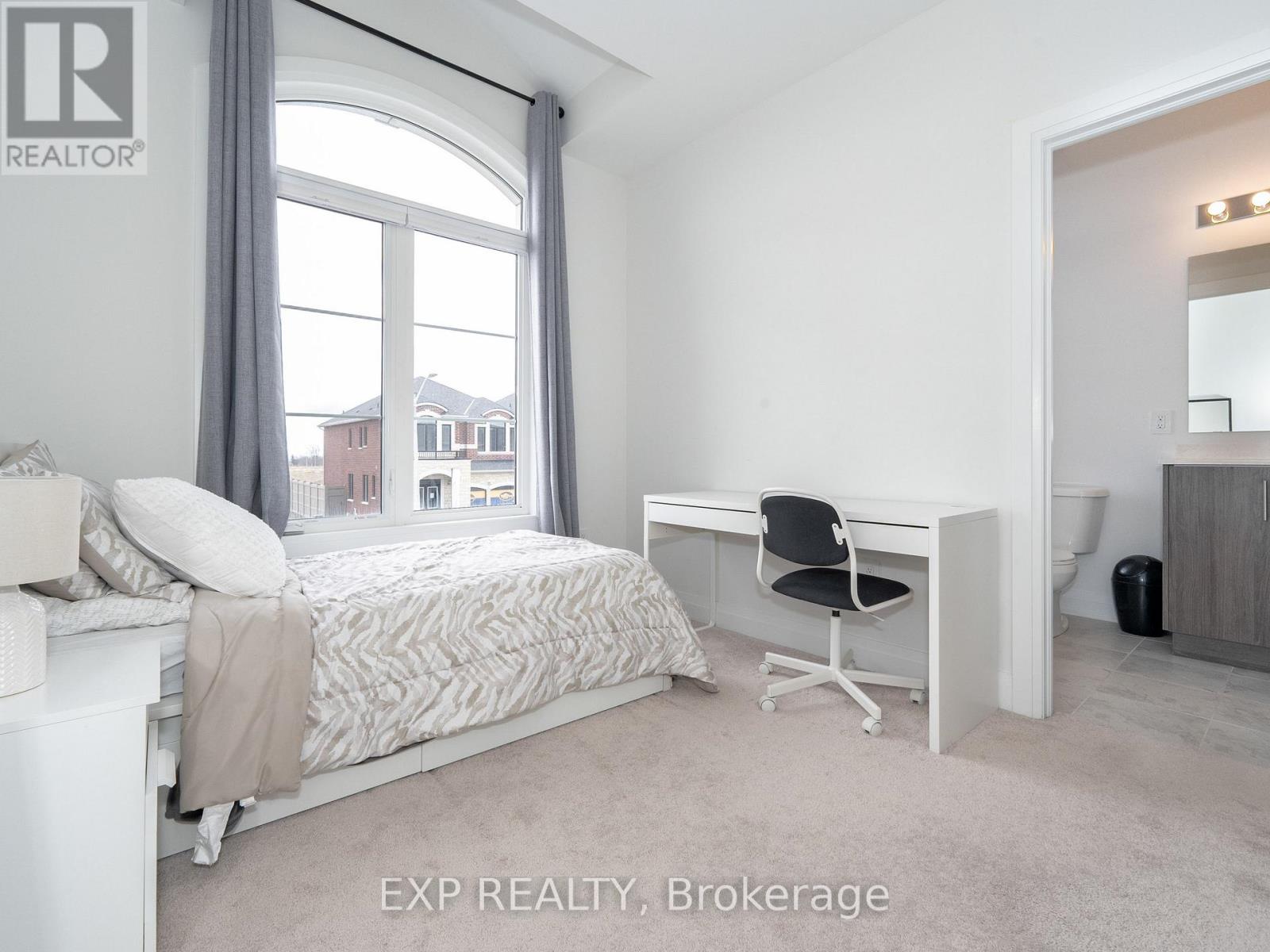 14 Longworth Avenue, Richmond Hill, Ontario  L4E 1J1 - Photo 25 - N12592952