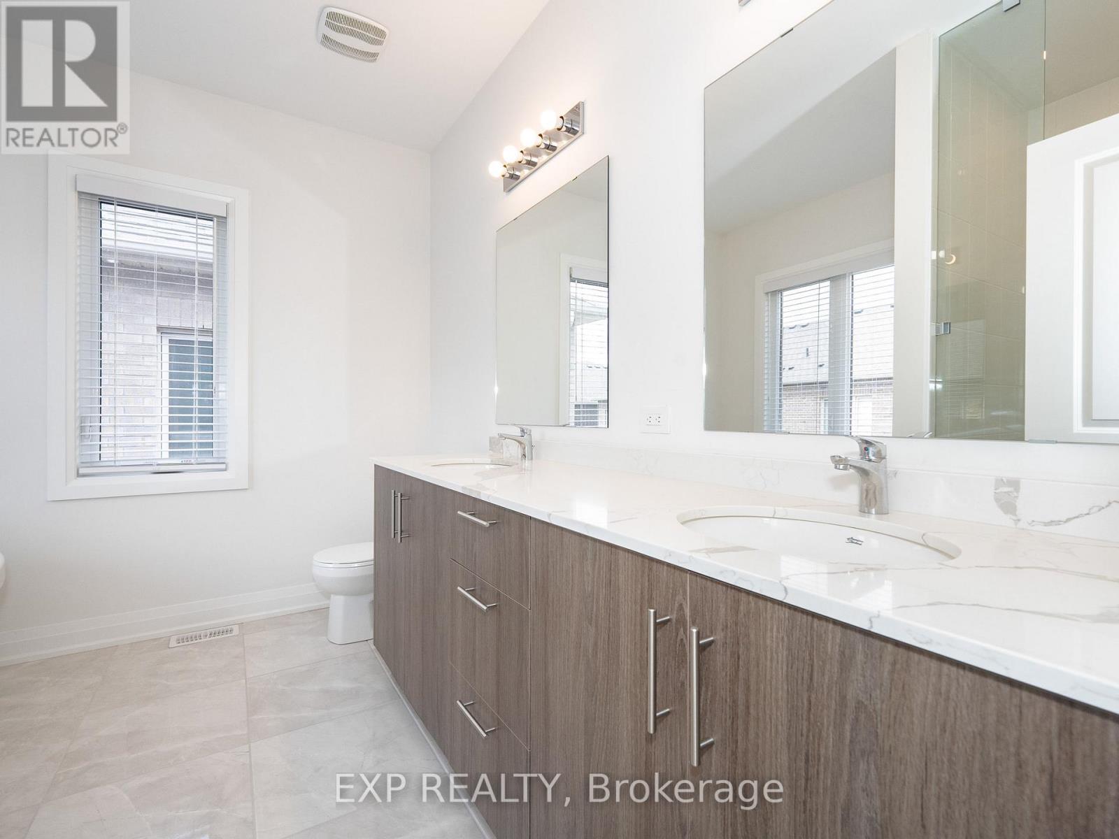 14 Longworth Avenue, Richmond Hill, Ontario  L4E 1J1 - Photo 33 - N12592952