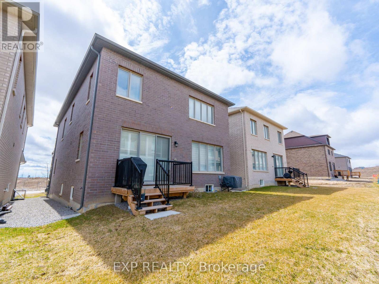 14 Longworth Avenue, Richmond Hill, Ontario  L4E 1J1 - Photo 35 - N12592952