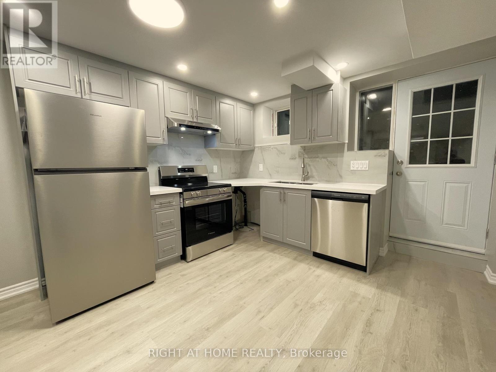 Basement - 455 Clarkson Gate, Milton, Ontario L9E 0B7 - Photo 3 - W12592920