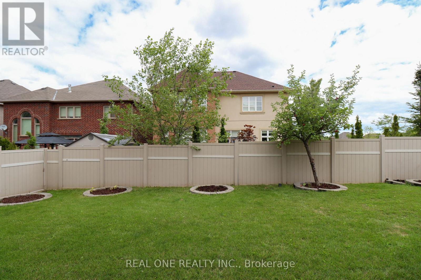 1330 Kestell Boulevard, Oakville, Ontario L6H 0C8 - Photo 50 - W12592928