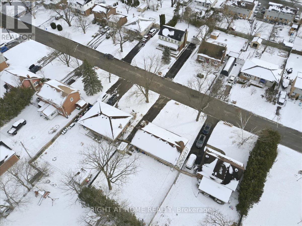 12 Maryknoll Avenue, Kawartha Lakes, Ontario  K9V 1A8 - Photo 33 - X12592922