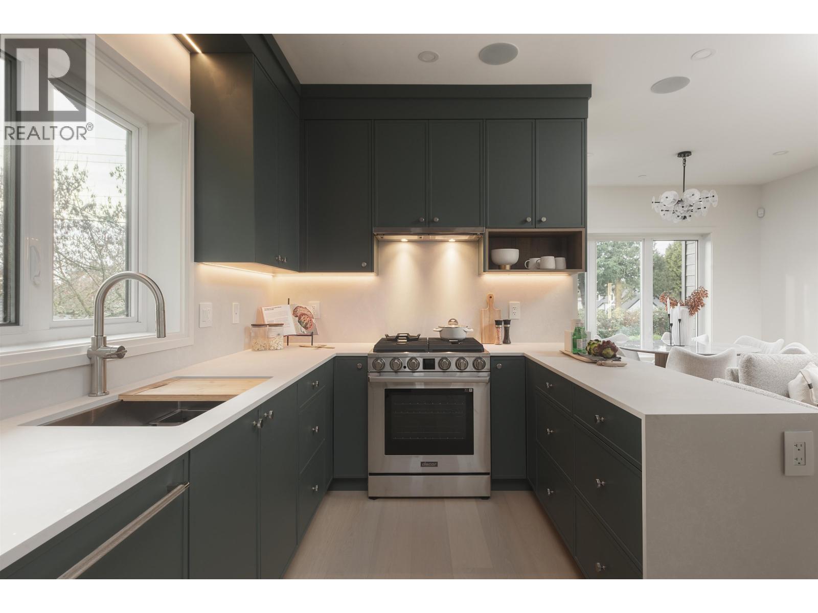 2 8508 East Boulevard, Vancouver, British Columbia  V6P 5E6 - Photo 6 - R3070363