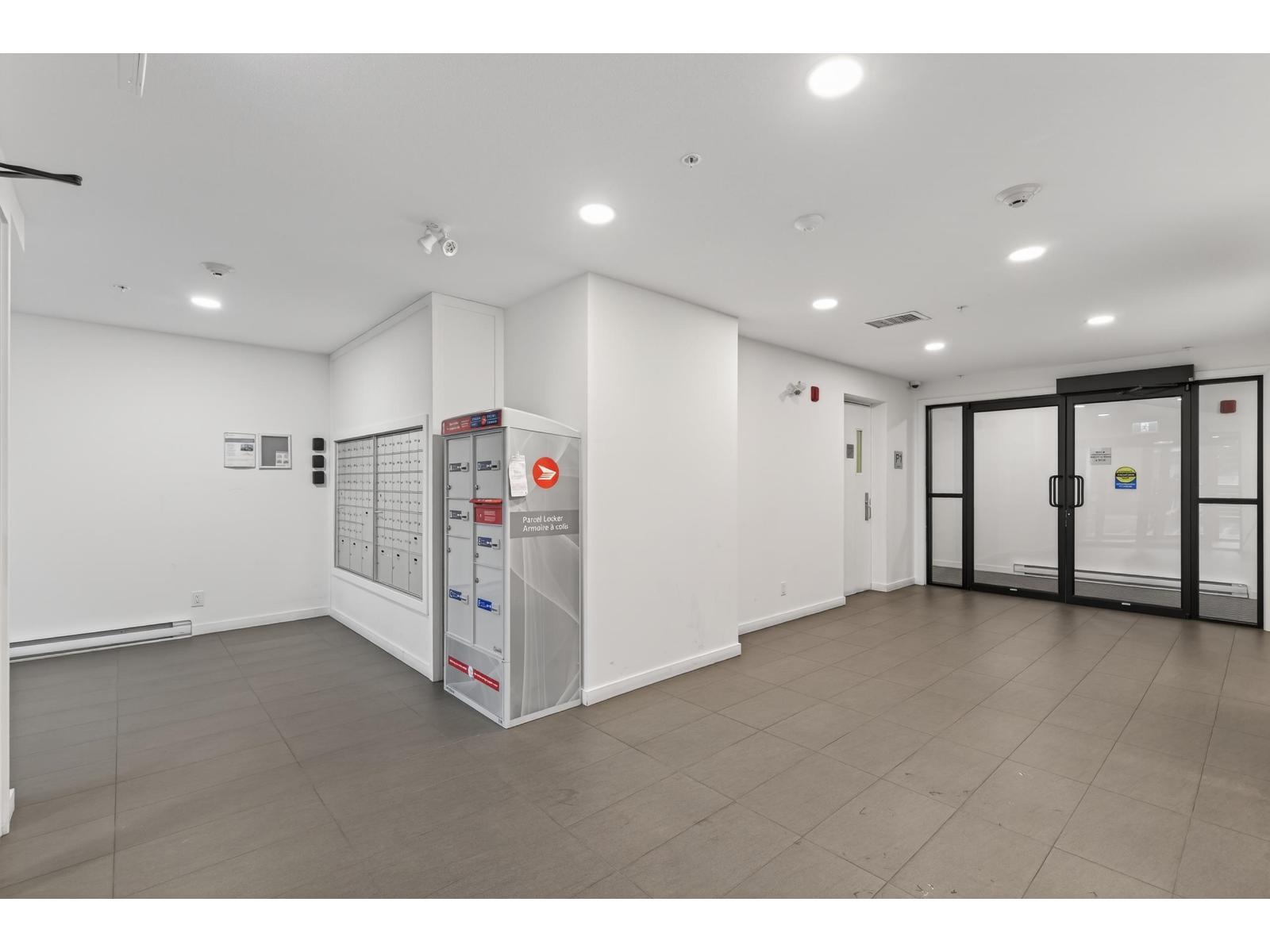 B208 20087 68 Avenue, Langley, British Columbia  V2Y 0Y3 - Photo 28 - R3071099