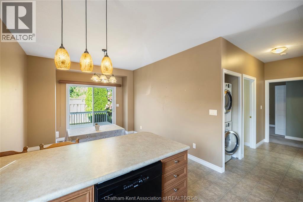 15 Oakgrove Lane, Chatham, Ontario  N7L 5R9 - Photo 7 - 25030928