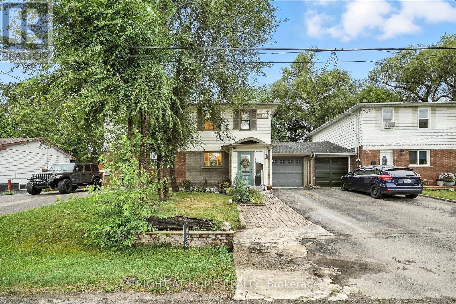 413 ENFIELD ROAD, Burlington, Ontario