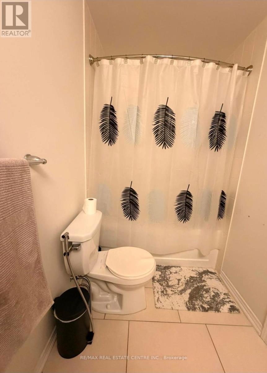 485 Queen Mary Drive, Brampton, Ontario  L7A 4M4 - Photo 16 - W12570448