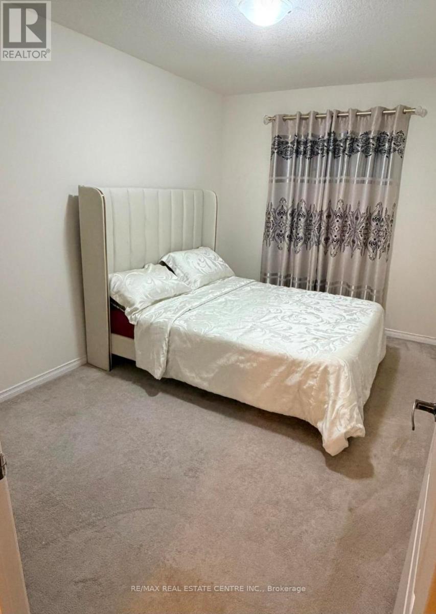 485 Queen Mary Drive, Brampton, Ontario  L7A 4M4 - Photo 17 - W12570448