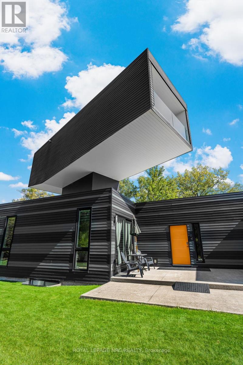 888 Edgemere Road, Fort Erie, Ontario  L2A 1A8 - Photo 40 - X12448663