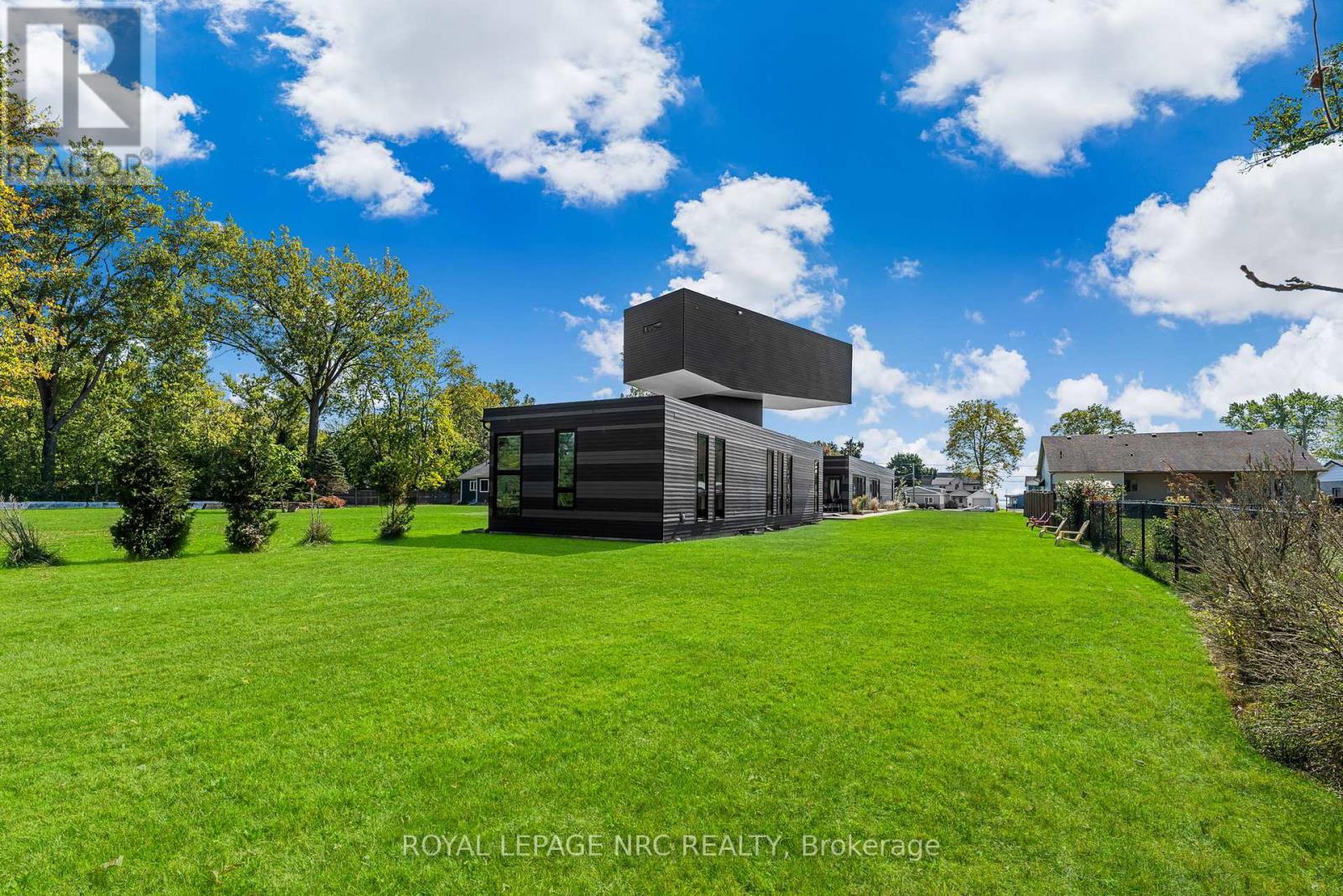 888 Edgemere Road, Fort Erie, Ontario  L2A 1A8 - Photo 42 - X12448663