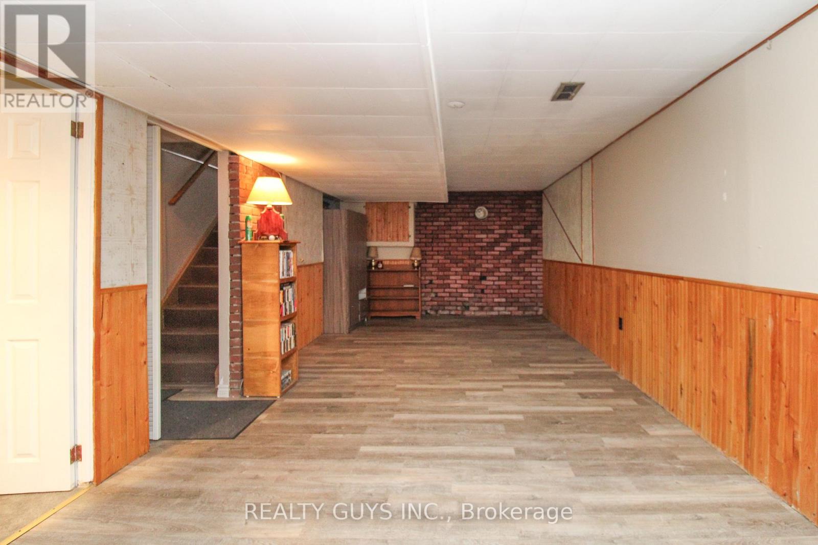 1219 Meadowview Road, Kawartha Lakes, Ontario K0L 2W0 - Photo 28 - X12593030