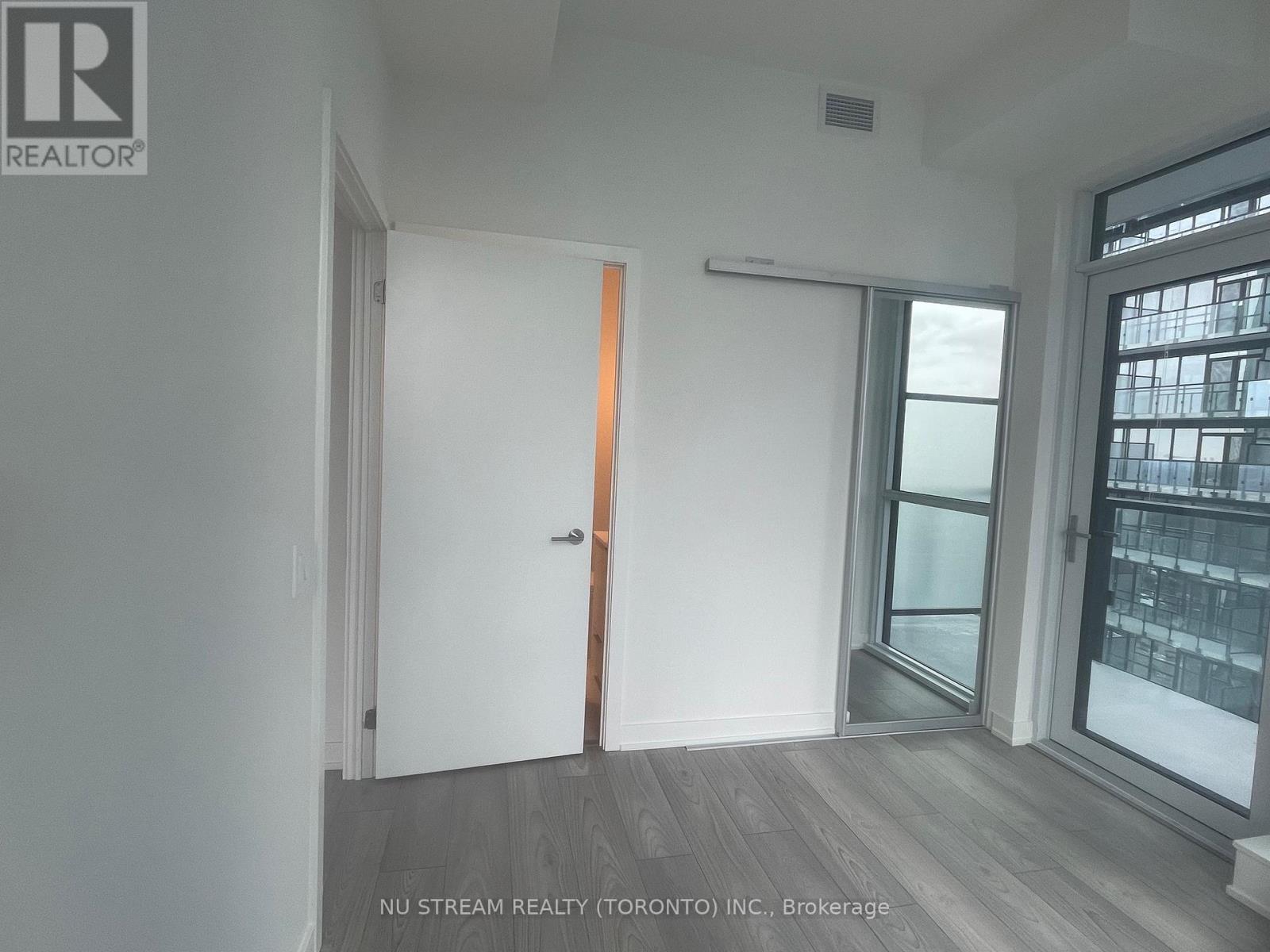 2410n - 120 Broadway Avenue, Toronto, Ontario M4P 1V6 - Photo 12 - C12592974