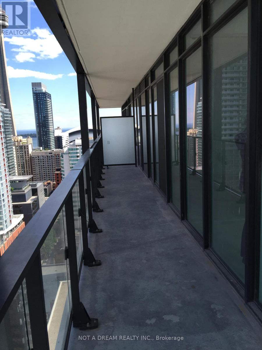 2408 - 125 Peter Street, Toronto, Ontario M5V 0M2 - Photo 18 - C12592978