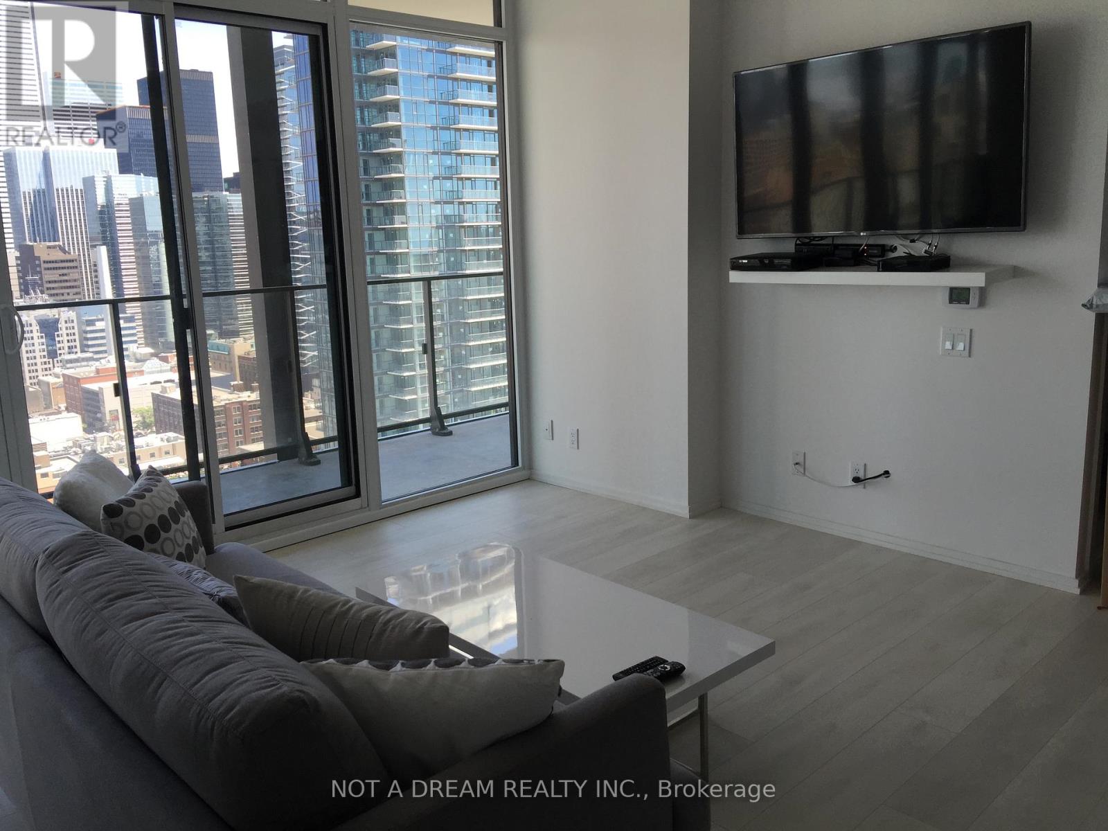 2408 - 125 Peter Street, Toronto, Ontario M5V 0M2 - Photo 19 - C12592978