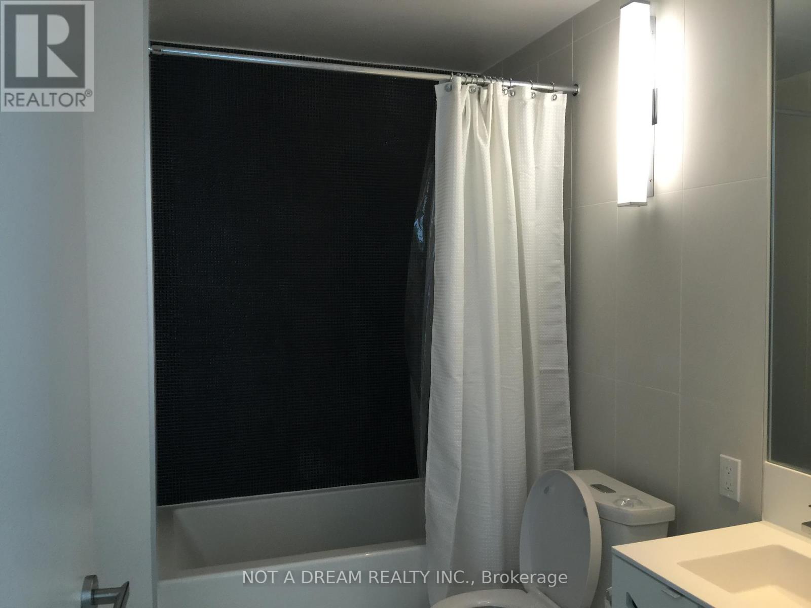 2408 - 125 Peter Street, Toronto, Ontario M5V 0M2 - Photo 24 - C12592978