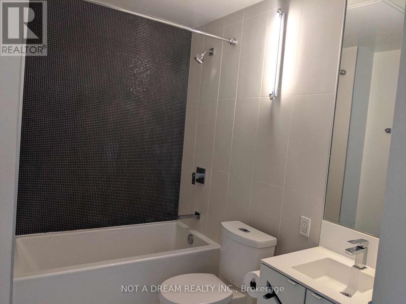 2408 - 125 Peter Street, Toronto, Ontario M5V 0M2 - Photo 32 - C12592978