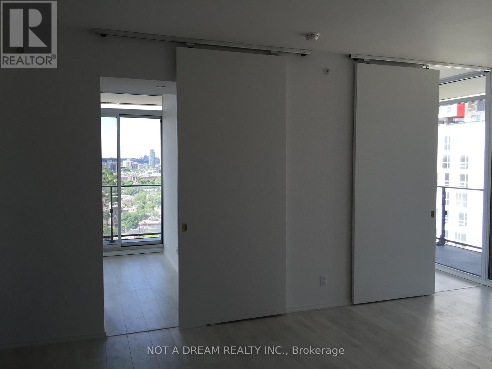 2408 - 125 Peter Street, Toronto, Ontario M5V 0M2 - Photo 5 - C12592978